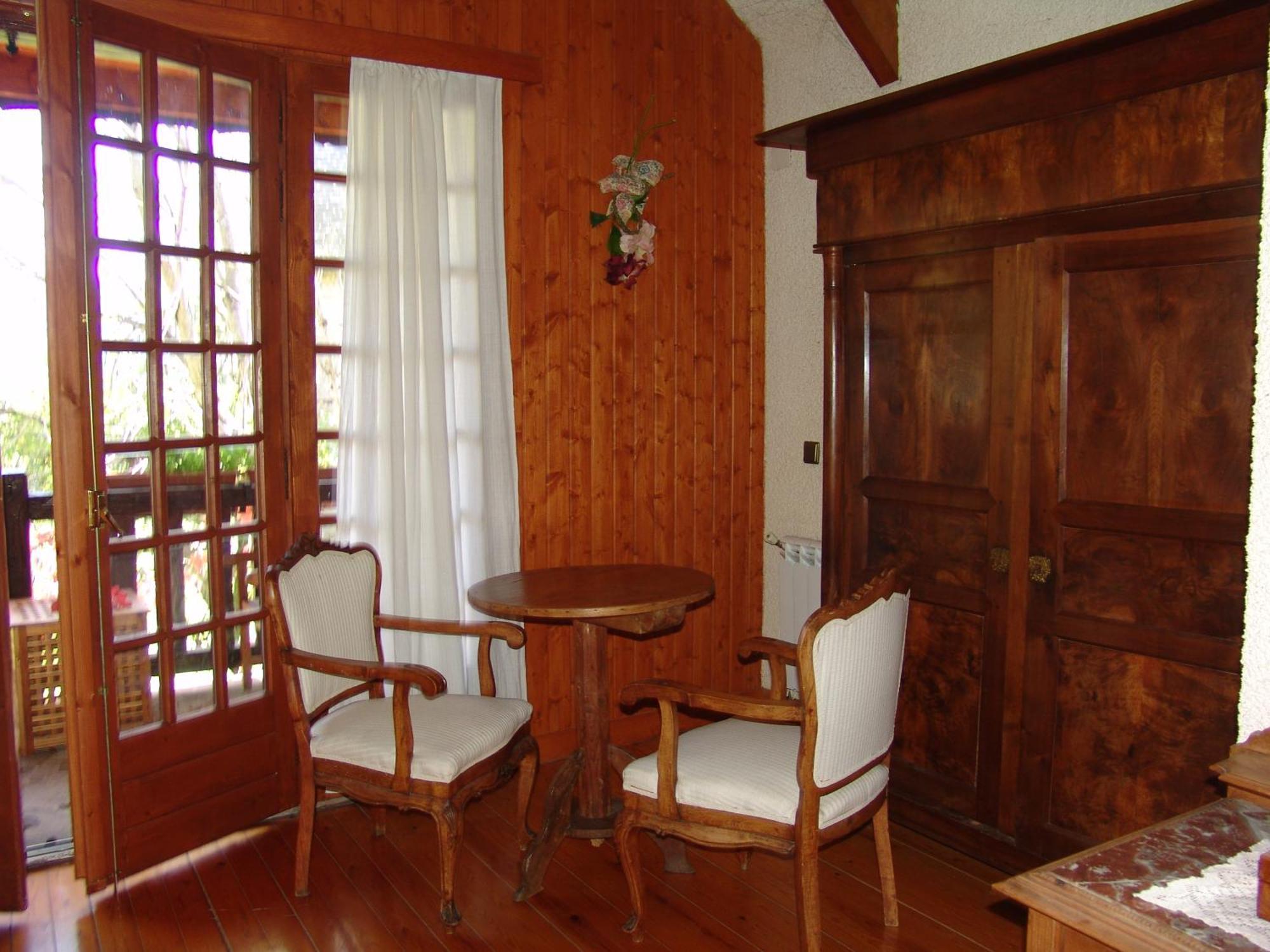 Casas De Zapatierno Guest House Espierba Room photo